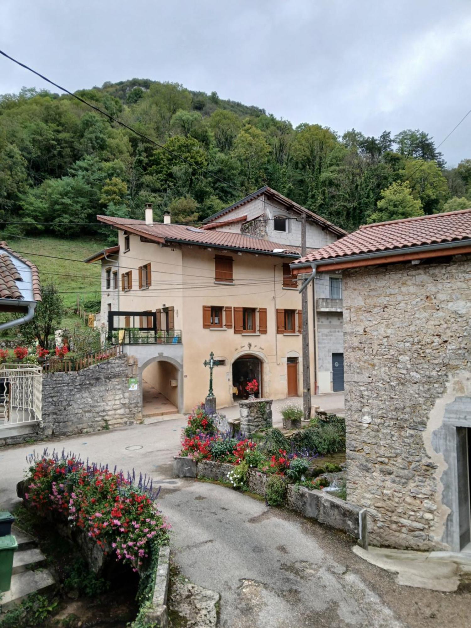 Gite Du Vieux Tonneau Cerdon  Exterior photo
